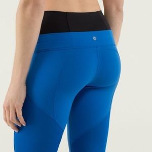 Lululemon Bhakti Yoga Crop in Baroque Blue